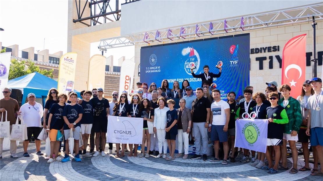2025 - 2026 TYF Yelken Ligi 3. Ayak Yıldızlar Kupası Wing Foil Yarışları Tamamlandı