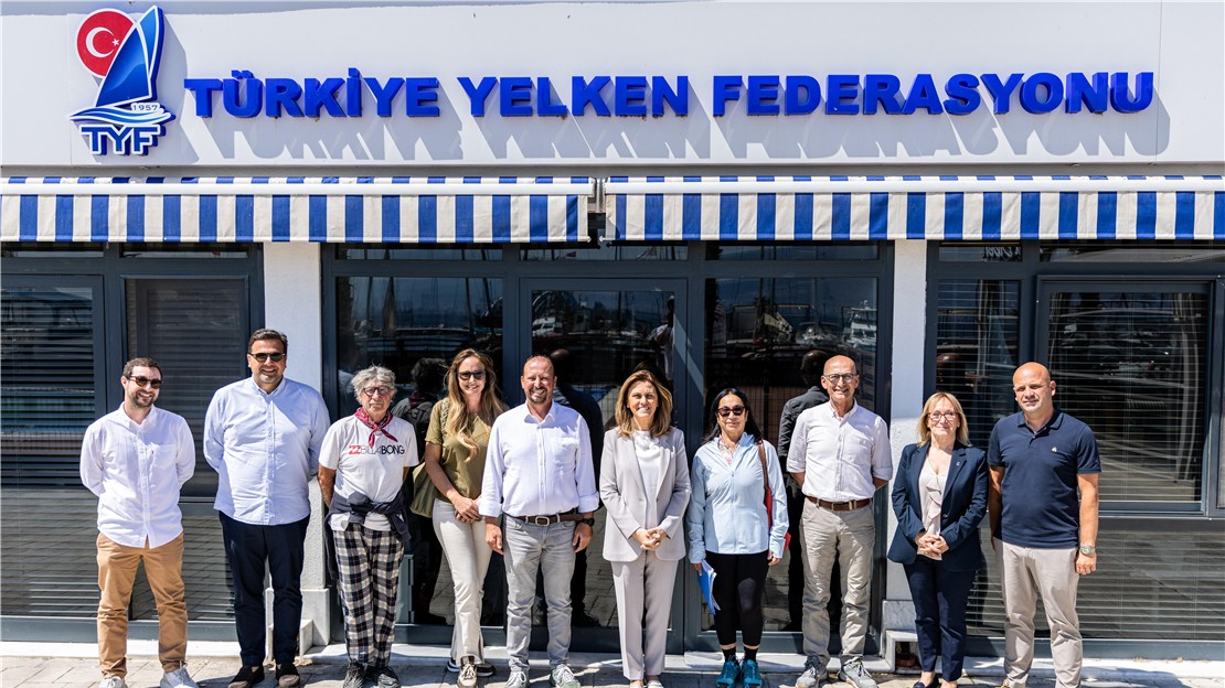 Rüzgâr Sörfü Slalom Sınıf Komitesi’nden Başkan Akdurak’a Ziyaret.