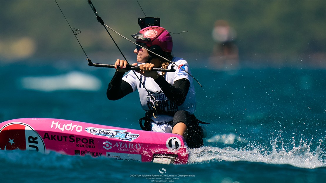 Formula Kite Avrupa Şampiyonası’nda Akyaka’da Mücadele Sürüyor