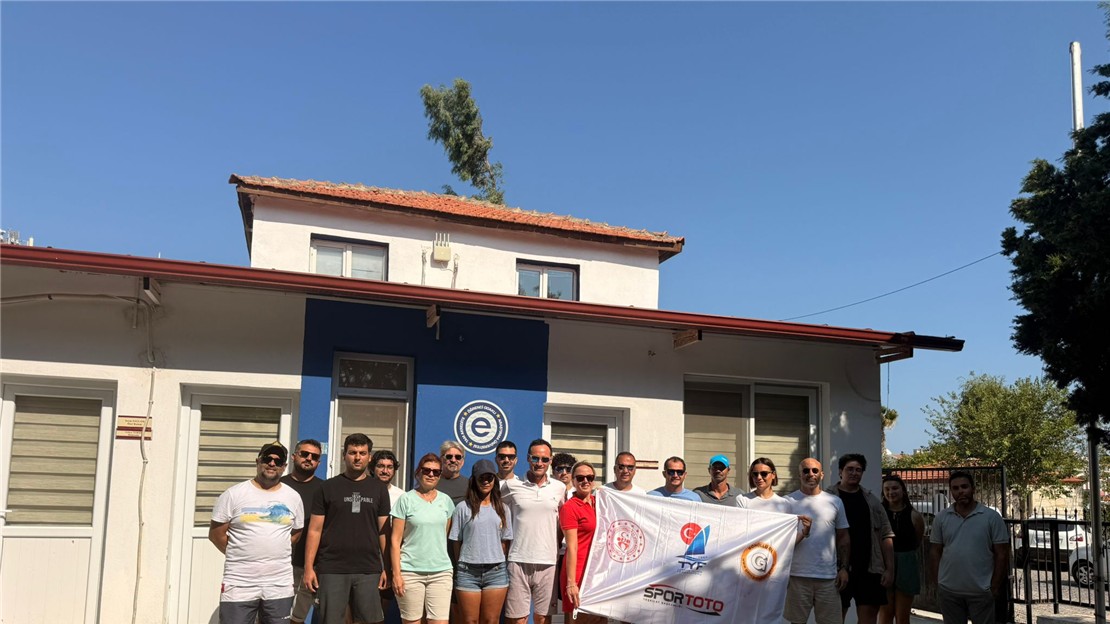 Denizde Canlı Kalma ve Kişisel Güvenlik Eğitimi Tamamlandı